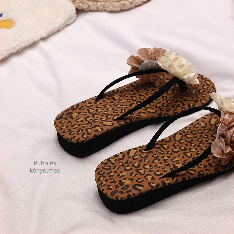 Strand flip-flop papucsok csúszásmentes klín-tokkal (3–5 cm), virágos minta, felső textilek, EVA talp
