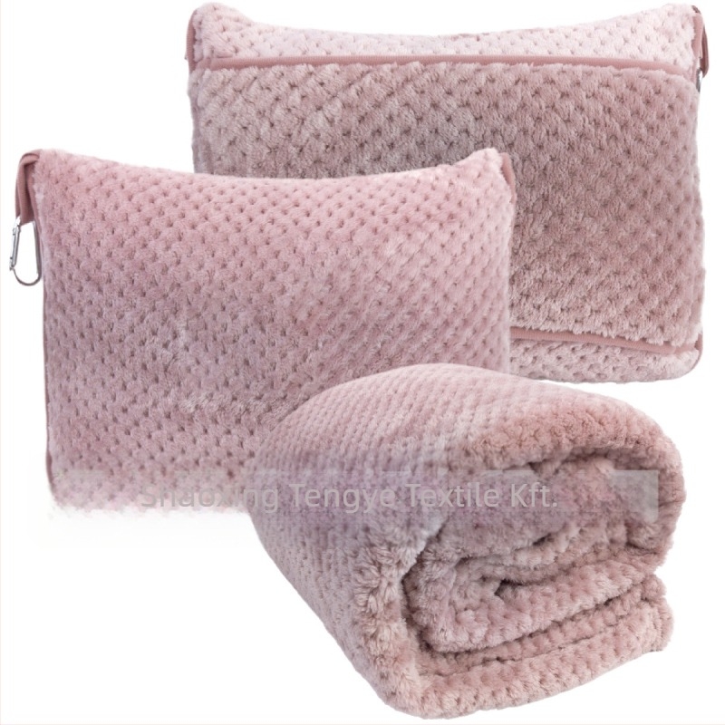 Flanel utazó takaró, poliészter rost, 300–500 g, testreszabható (Négy évszakos)