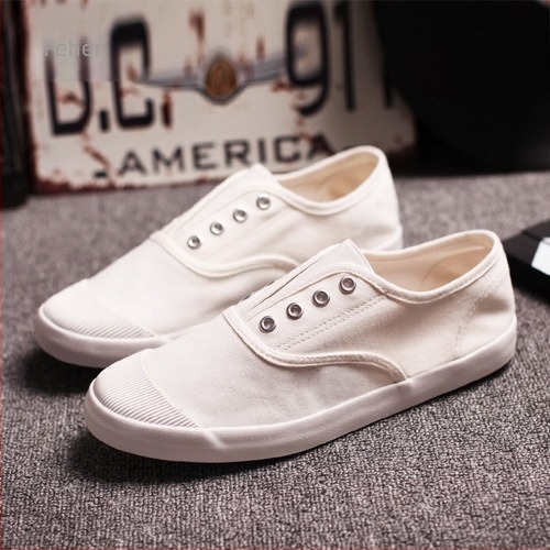 Férfi vászon slip-on tornacipő koreai stílusban, vulkanizált talppal és textil belső talpbetéttel