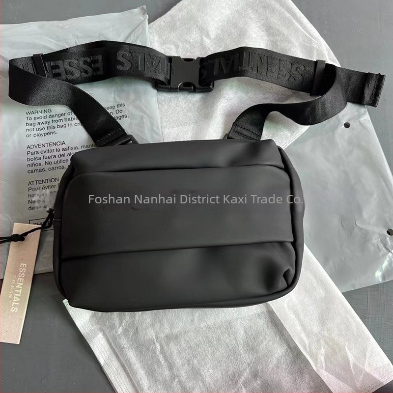 Férfi PU anyagú crossbody táska, street-trend stílus, vízálló és ultra könnyű, poliészter bélés.