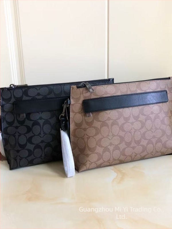 Férfi clutch táska – valódi bőr, első réteg marhabőrből, csíkos mintázat, vízálló és könnyű, nylon bélés