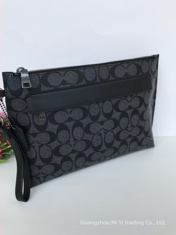 Férfi clutch táska – valódi bőr, első réteg marhabőrből, csíkos mintázat, vízálló és könnyű, nylon bélés