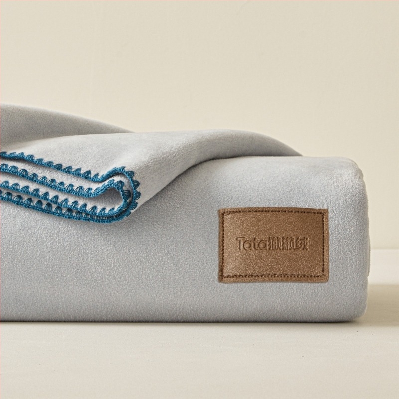 Többcélú dupla rétegű vastag pléd szintetikus rostokból — Source Weave Taste; 300 g alatt