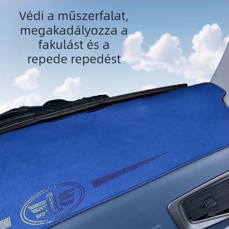 Az Auman GTL verzióhoz illő műszerfal matrac – velúr dekoratív napvédő, egyszínű mintázat, logó nyomtatva, termékkód 8H5576956063Z3