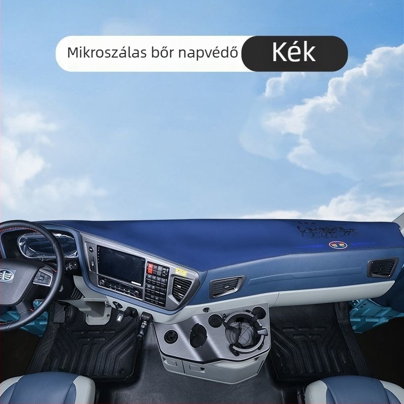 Az Auman GTL verzióhoz illő műszerfal matrac – velúr dekoratív napvédő, egyszínű mintázat, logó nyomtatva, termékkód 8H5576956063Z3