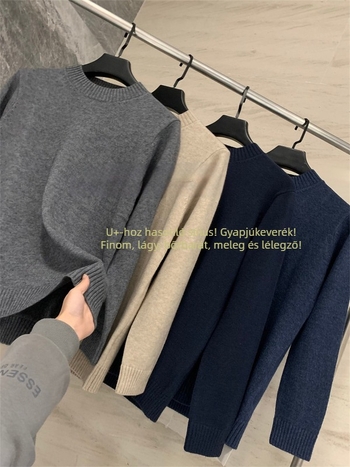 Férfi minimalist környakú pulóver, hosszú ujjú, légáteresztő poliészter keverék 40%, téli kötött