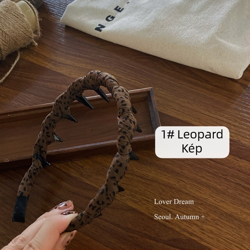 Leopard mintás fejpánt, akrilból, kézzel készített, chic stílus, nőknek, ősz 2025