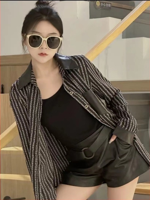 Női juhbőr ing chiffon panelokkal, hosszú ujjú, csatos záródás, őszi-téli 2025