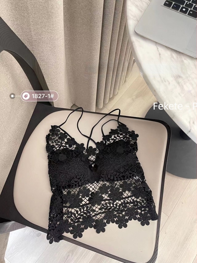 Csipkés váll nélküli melltartó, poliészter, 3/4-es kosár, kupa forma: felül vékony / alul vastag