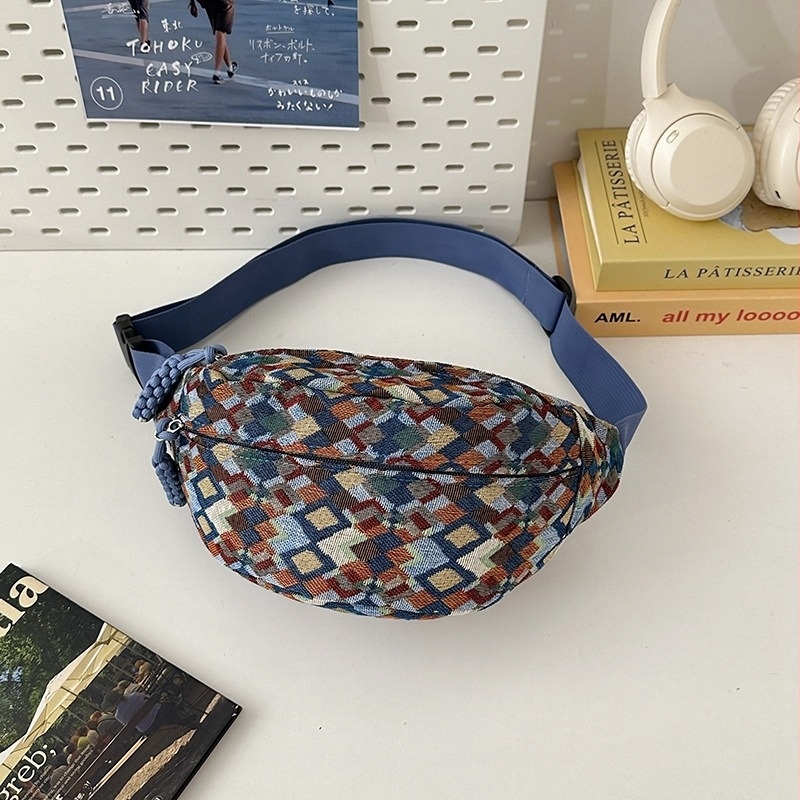 Crossbody válltáska, dumpling-forma, nylon, cipzár, mobiltelefon-zseb, 2025 tavasz