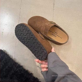 Gyerekeknek készült Birkenstock-stílusú vastag talpú papucs, bolyhos felsőrész, zárt orr, gumi talp, 2024 téli megjelenés