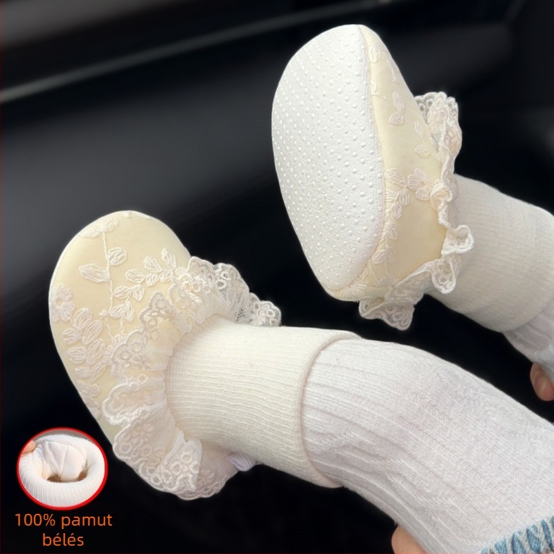 Tavasz–Ősz–Tél babacipő és zokni lányoknak, 6–12 hónapos korosztály, vastag fleece bélés, meleg, puha talp, csúszásgátló, hercegnő stílus.