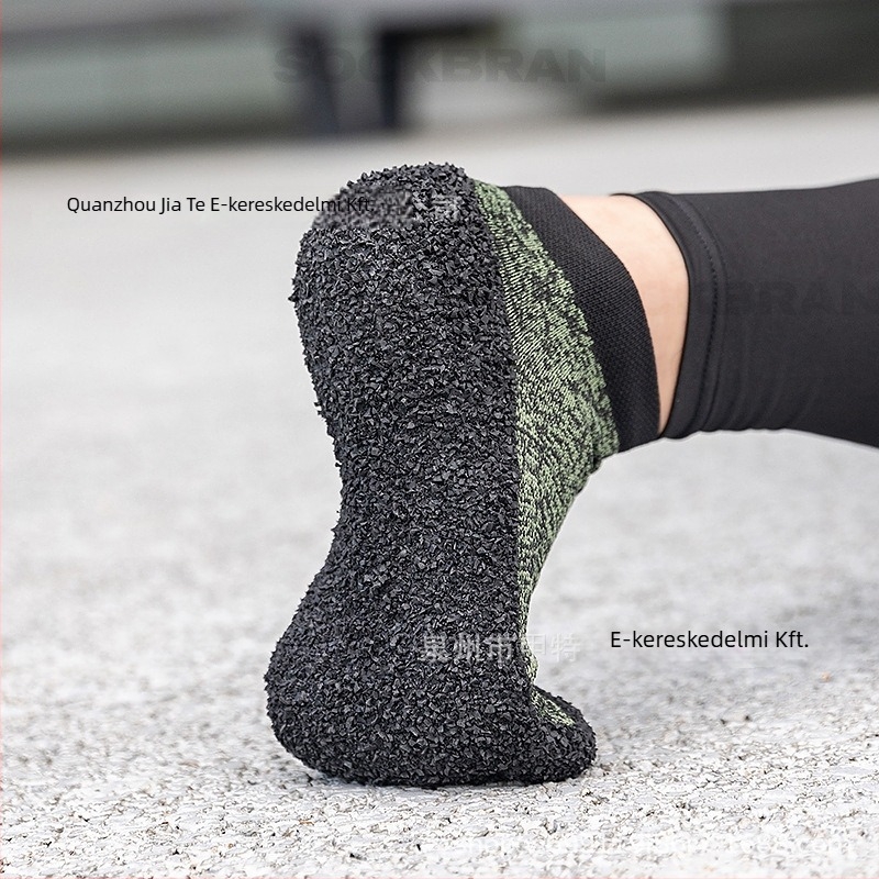 Férfi slip-on cipő, lélegző nyárra, alacsony belépőnyílás, textile felsőrész, gumitalp