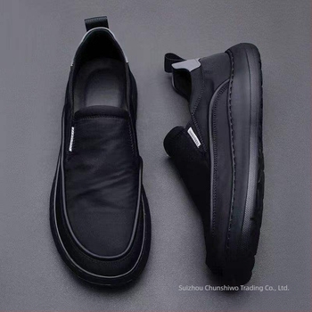 Férfi vászon slip-on cipő EVA talpbetéttel, belső hálószövés, belső mesh, gumírozott talp, hegyes orr