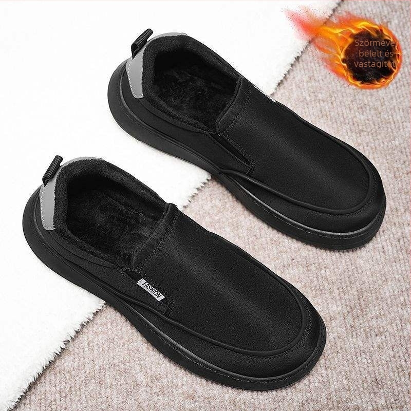 Férfi vászon slip-on cipő EVA talpbetéttel, belső hálószövés, belső mesh, gumírozott talp, hegyes orr