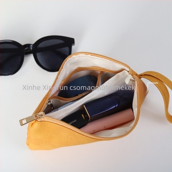Női pénztárca rúzs és kozmetika tárolására, mindennapi használatra, nylon bélés, városi minimalistikus stílus, egységes minta, tárolásra alkalmas, Nyár 2024