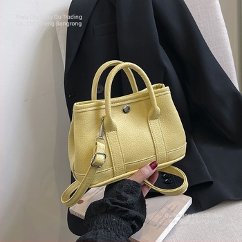 Mini bőrtáska Tote, európai–amerikai stílus, flap zárás, PU bélés