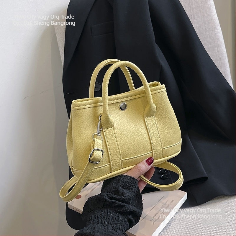 Mini bőrtáska Tote, európai–amerikai stílus, flap zárás, PU bélés