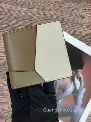 Férfi pénztárca természetes bőrből, kétoldalas marhabőr, geometriai minta, utcai stílus, lopás elleni védelem