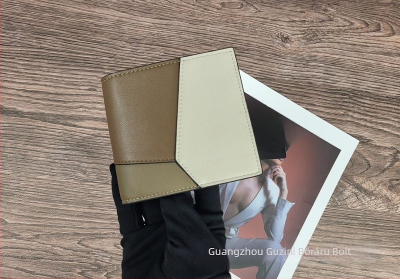 Férfi pénztárca természetes bőrből, kétoldalas marhabőr, geometriai minta, utcai stílus, lopás elleni védelem