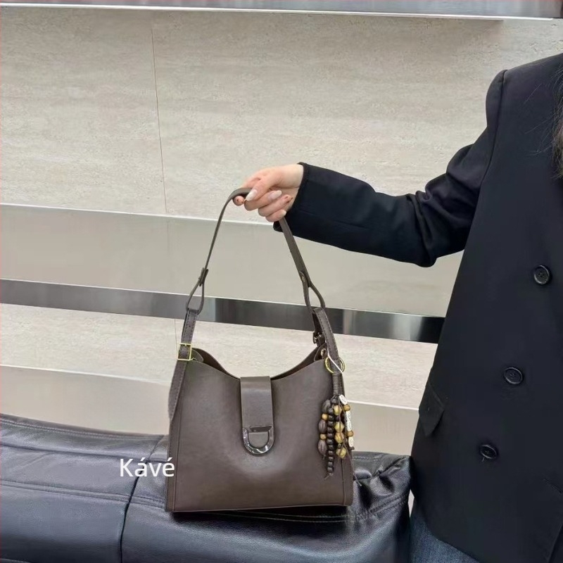 PU bőr crossbody bucket táska, nagy kapacitású, függőleges négyzet alakú, mágneszáras záródás, belső cipzáras zseb