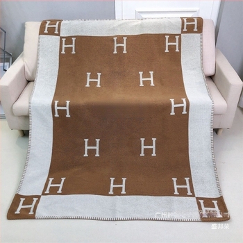 Poliészter korall fleece takaró, geometriai minta, 180–190 g/m², tavasz és ősz, könnyű luxus stílus