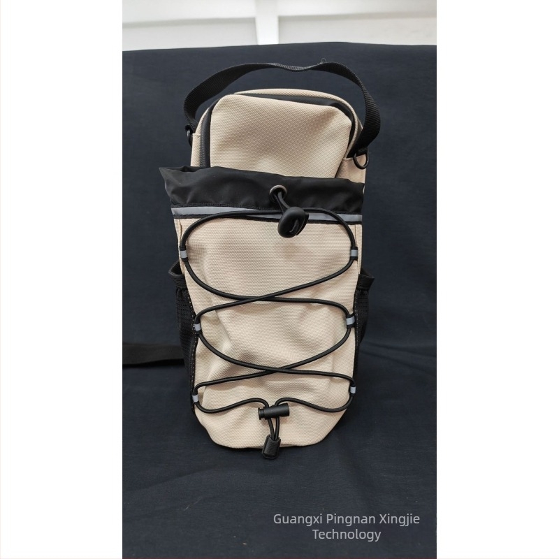 Mágneses kulacs táska - hordozható vállon átvetős sporttáska szabadtéri sportokra; Anyag: Poliészter; Belső: Poliészter; Mintázat: Egyszínű; Kategória: Sporttáska