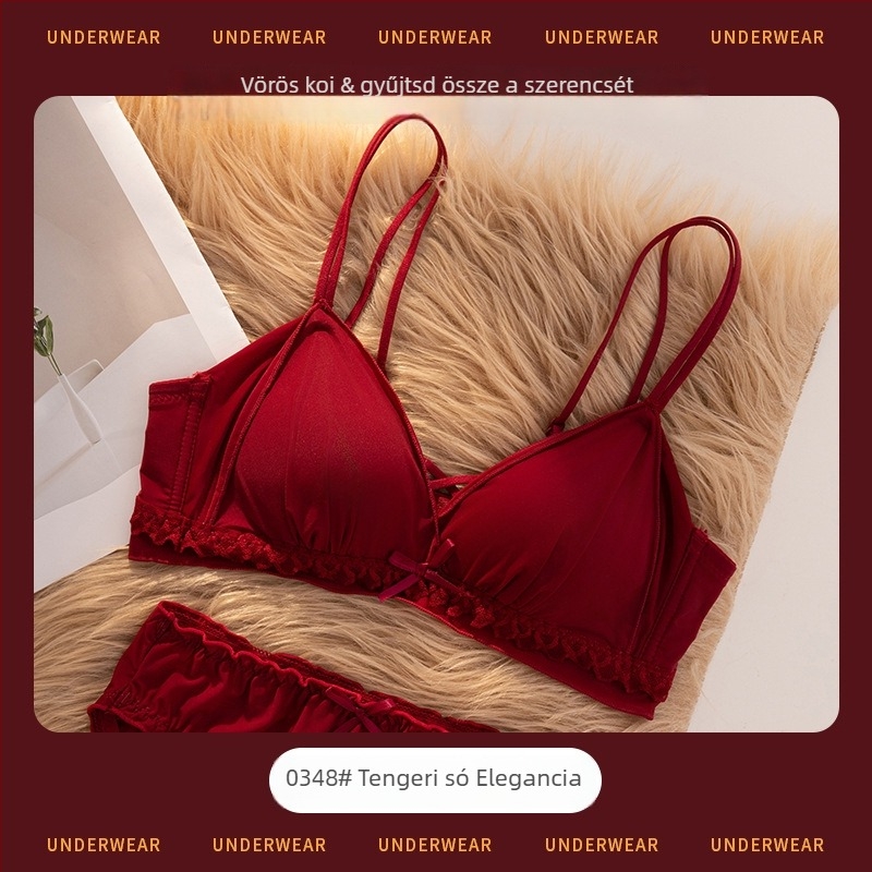 Női melltartó szett 3/4-es kosárral, formázott kosár vékony felső, vastag alsó, csipkés nylon anyag, fix dupla vállpántok, hátul három soros zár, vezeték nélküli, légies, kényelmes