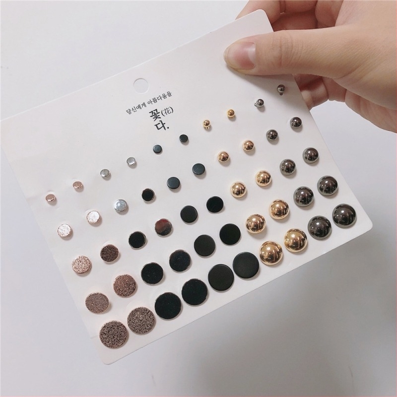 Geometriai ötvözet fülbevalók mikropavé felülettel, 925 ezüst posztokkal — Behrooci