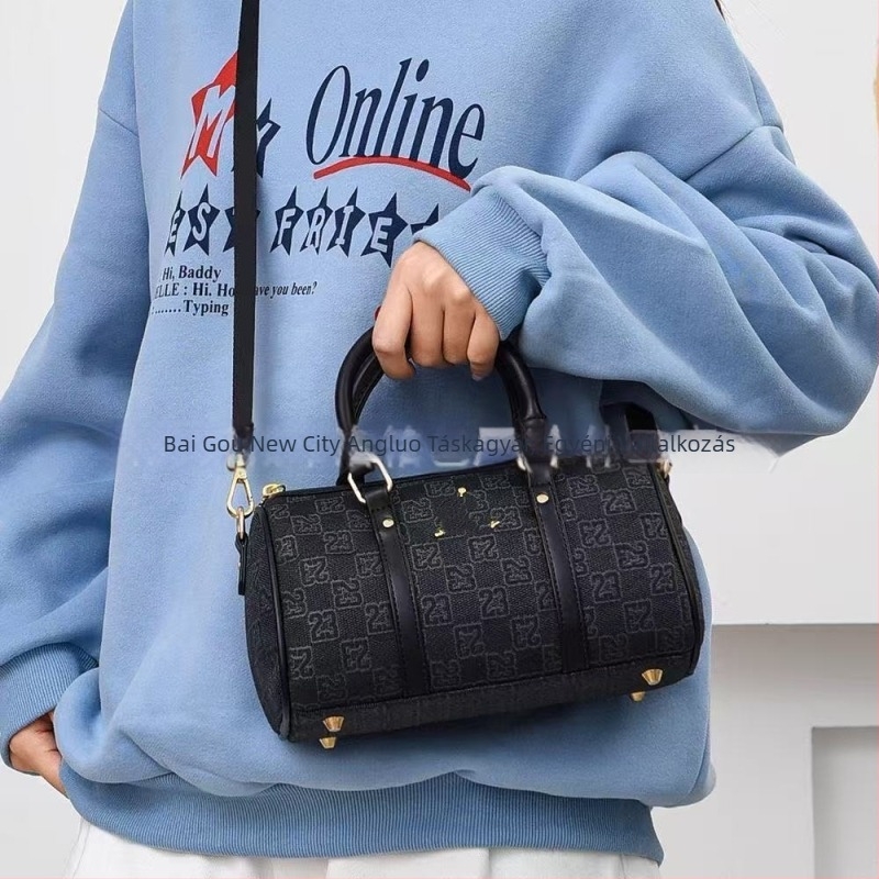 AJ Street 23 – Modern retro sporttáska férfiak és nők számára, henger alakú crossbody táska vállpánttal, stílusos és sokoldalú, könnyen hordozható.
