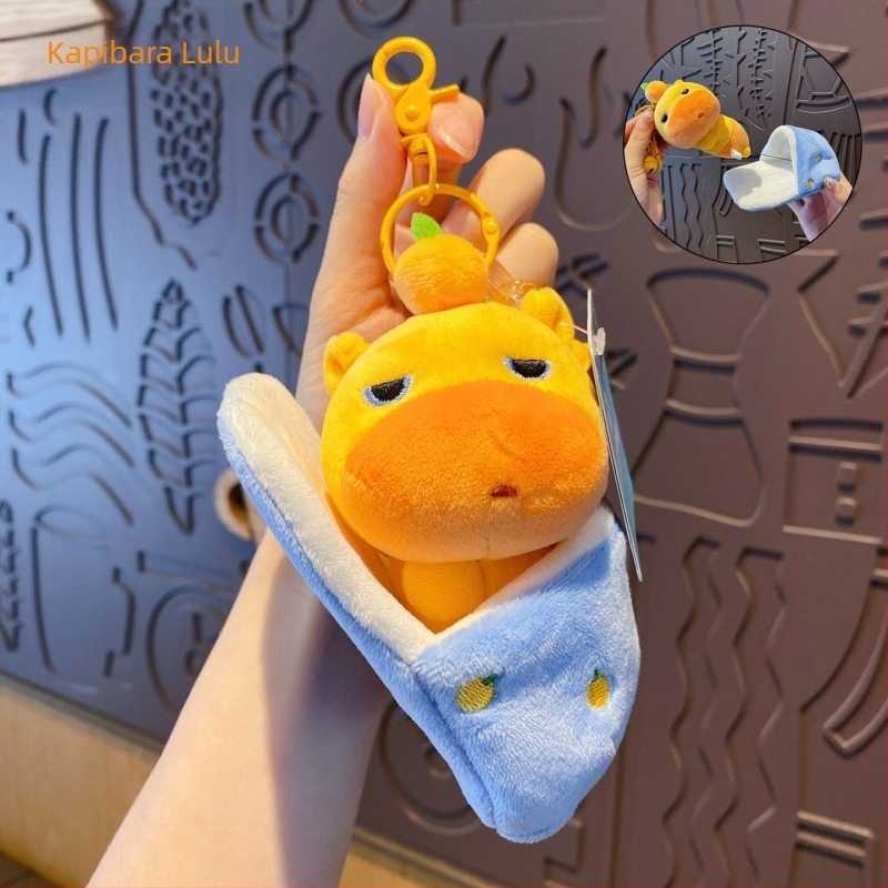 Capybara Lulu plüss kulcstartó – aranyos forgó kulcstartó táskákhoz