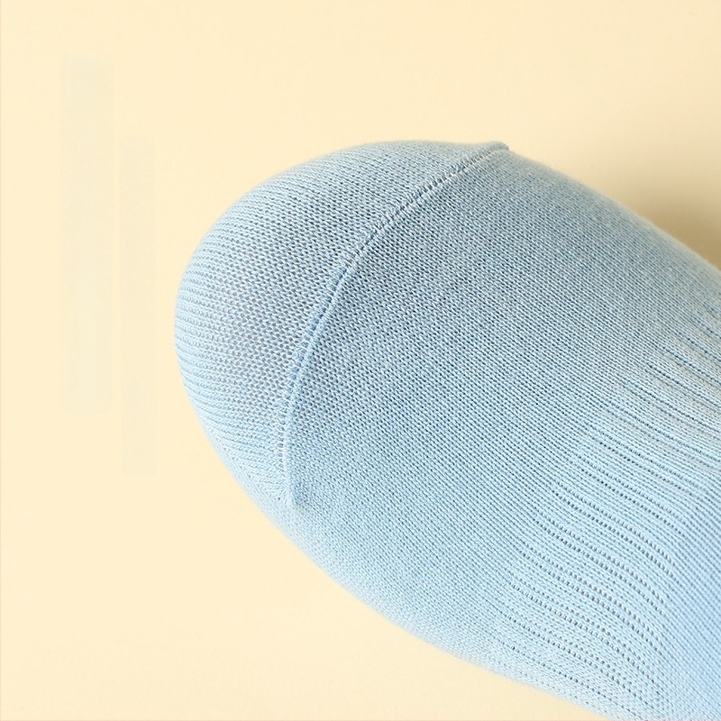 Gyermek tánc zoknik csúszásmentes talppal, márka Yixlw, 70–80% pamut tartalom