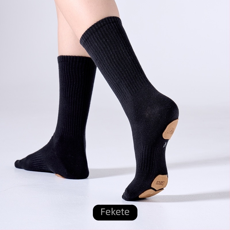 Gyermek tánc zoknik csúszásmentes talppal, márka Yixlw, 70–80% pamut tartalom