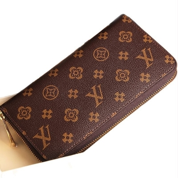 Férfi bőr clutch pénztárca, első réteg marhabőrből, bélés marhabőrből, betűs minta, 2024 tavasz