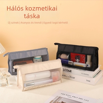 Kozmetikai táska poliészterből, belső twill bélés, cipzáras nyitás, belső cipzáras zseb, kapacitás 20–35 L.