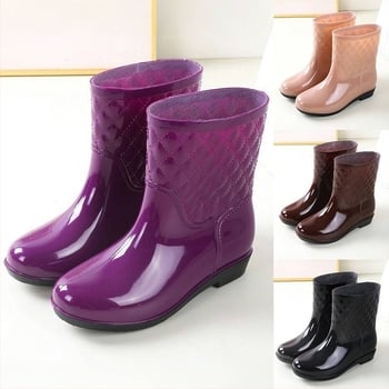 Női PVC vízálló esőcsizma, középszárú, Slip-On, alacsony sarka 1–3 cm, négy évszakos