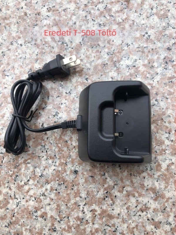 Walkie-Talkie LiPo akkumulátor USB töltővel – Kapacitás 8000, RF Kimenet 400, Frekvenciasáv 10km-50km, Elméleti távolság 1.5km-3km, Vízálló
