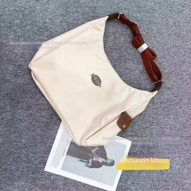 Uniszex Hobo Messenger táska — Oxford anyag, nylon bélés, vízszintes négyzetes forma, cipzáras nyitás, őszi 2024