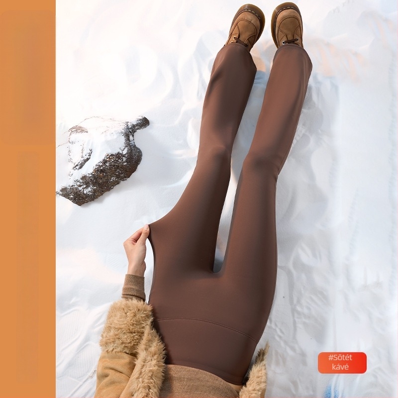 Kisméretű Bootcut nadrág szélesedő sziluettel, vastag fleece béléssel, magas rugalmassággal