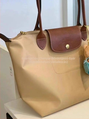 Longxiang klasszikus nylon dumpling táska fedéllel, összecsukható, városi stílus, nylon bélés, cipzáras zárás, belső zsebek telefon és ID