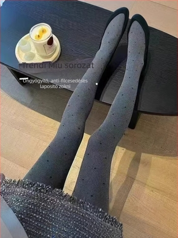 Nylon harisnya hullám mintás, magas rugalmasság, közepes vastagság