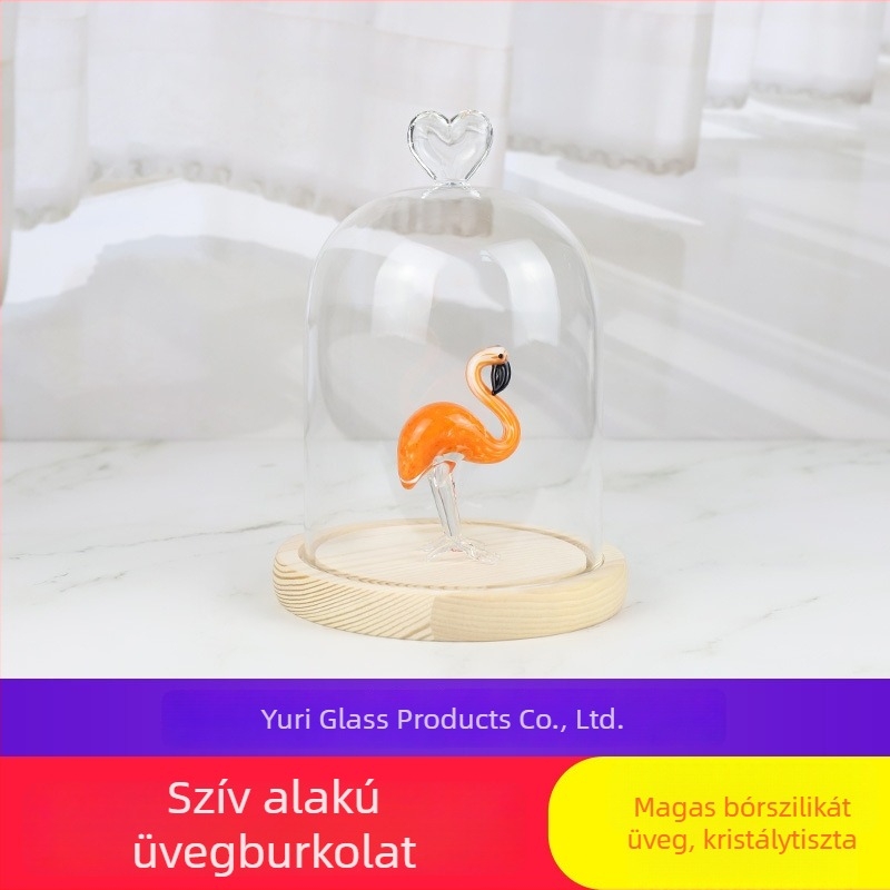 Megőrzött virág üvegkupola alatt, mini táj építőelemes figurákkal, szív alakú üveggolyó
