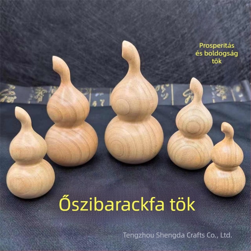 Őszibarackfa kulcstartó tök alakú
