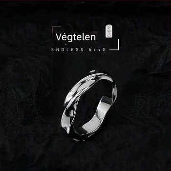 Férfi Mobius gyűrű, állítható nyitott gyűrű hullámformával, vintage kopott felülettel