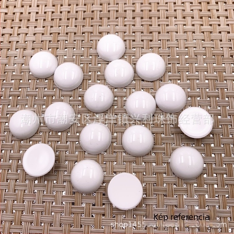 Fehér akril félkör alakú strasszok, lapos hátú, 5–25 mm, sima felület