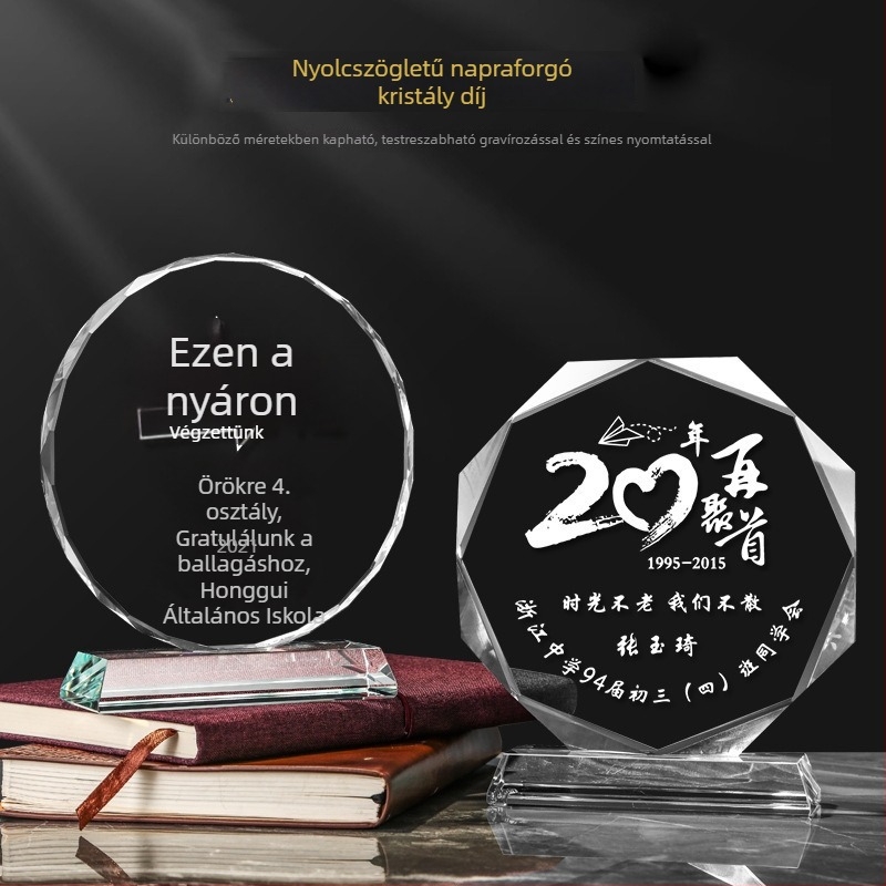 Fehér kristály nyolcszögletű trófea és érem, osztálytalálkozóra, ballagásra és jubileumra — fotódíszítés
