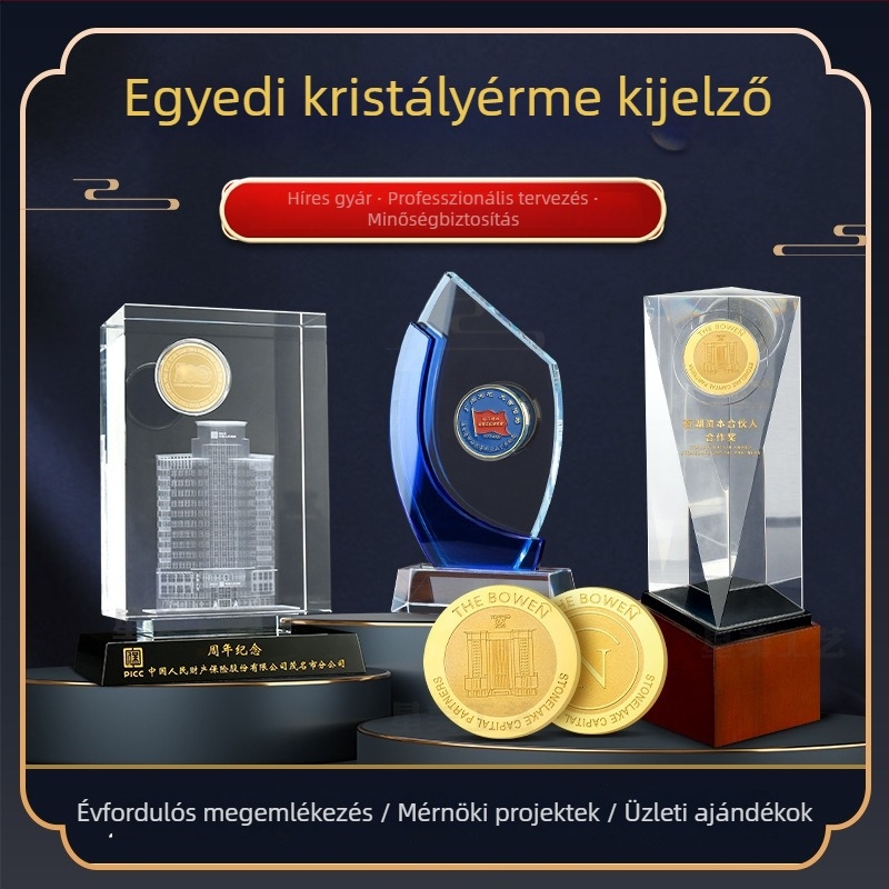Kristályból készült érmékkel díszített ornament, testreszabott vállalati IPO évfordulóra, kiváló minőségű kristálytrofej