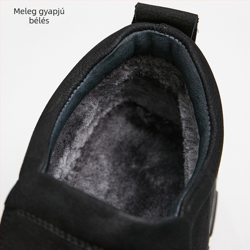 Férfi téli slip-on bőrből, velúr felső, műszőrmés bélés, belső talp természetes bőrből, kerek orr, lapos sarok