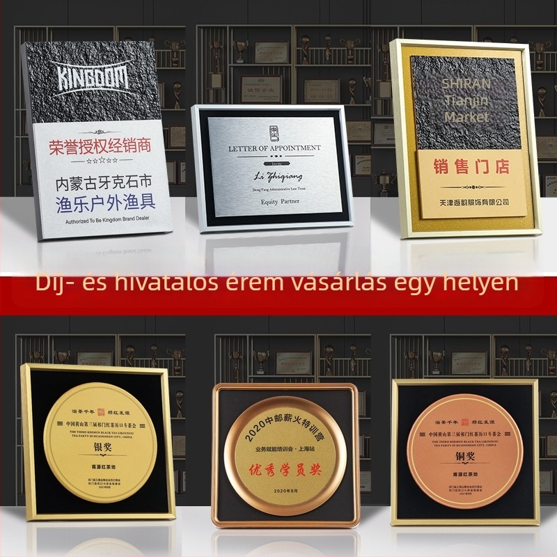 Aranyozott medál fa plakett – Emlékérem tömör fából, testreszabható