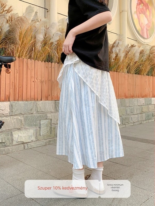 Csíkos csipkés, dupla rétegű szoknya körtealakú siluettel, kisméretű testhez, nyári modell